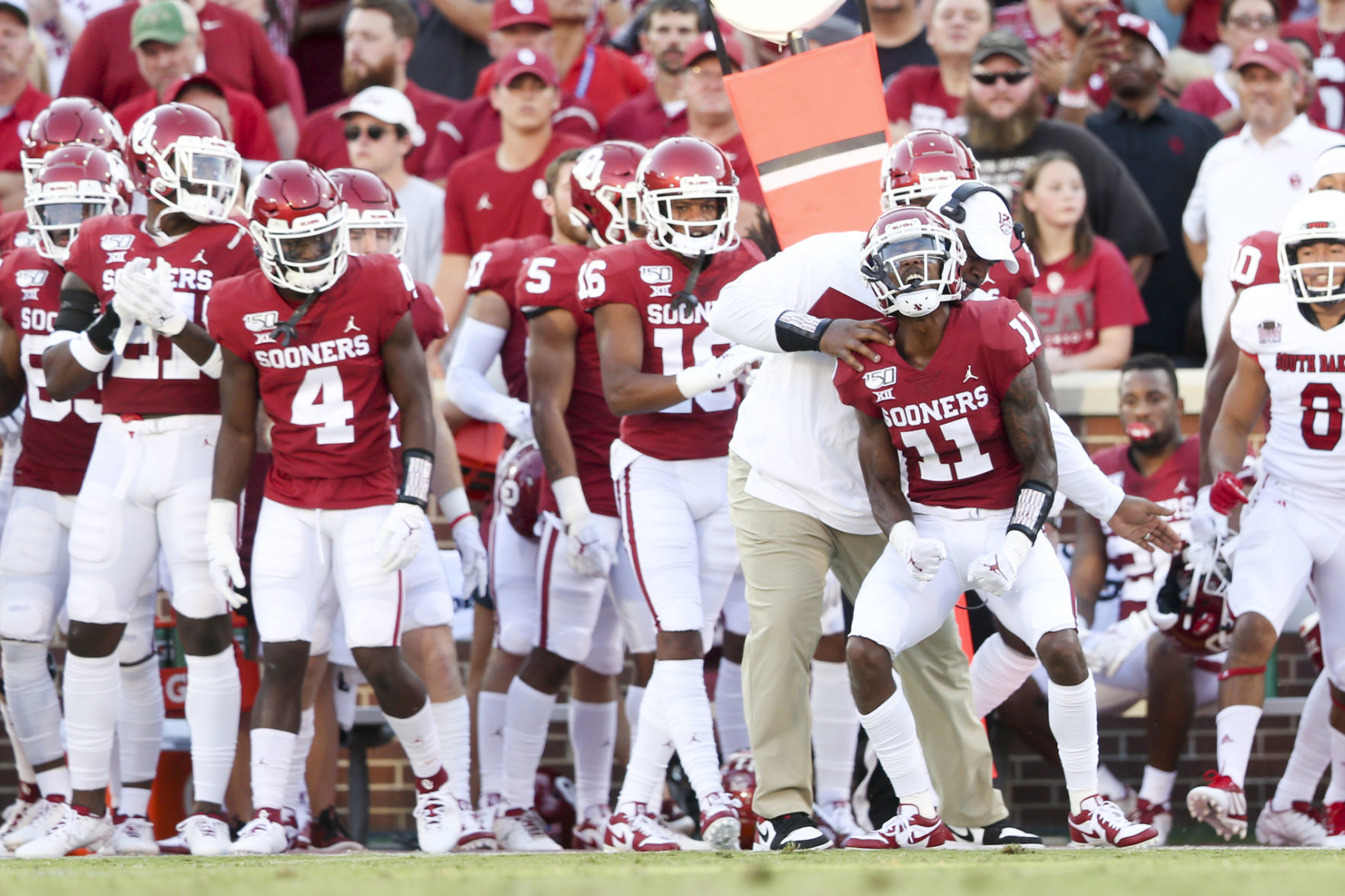 Oklahoma Sooners vs South Dakota Coyotes